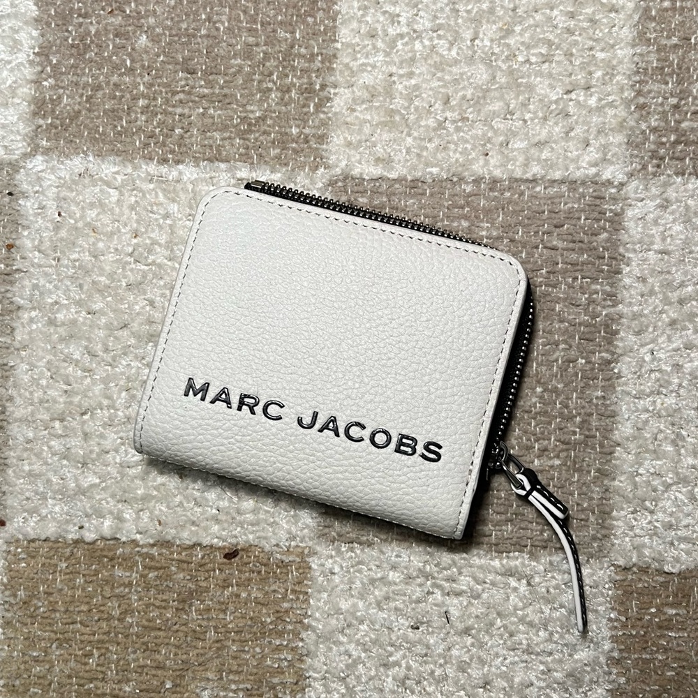 Marc Jacobs Cream Leather Wallet
